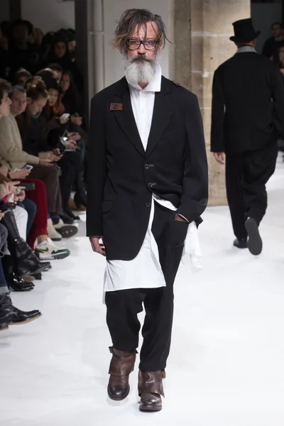 Look 23